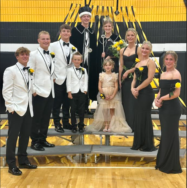 homecoming court 25